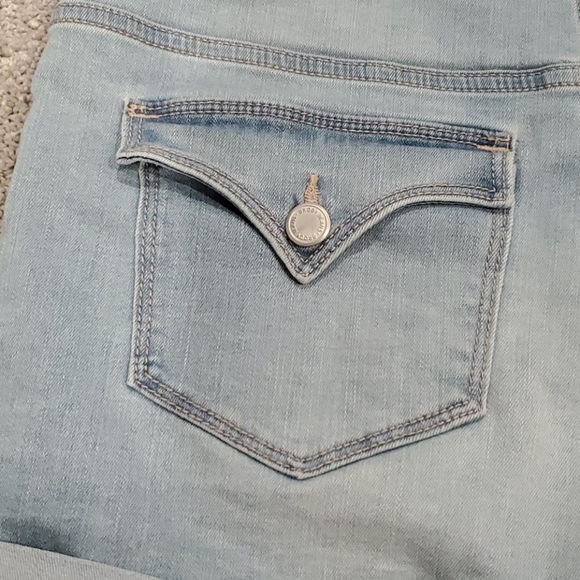 CUTE Bordy Jeans Shorts - 31W - Picture 6 of 8